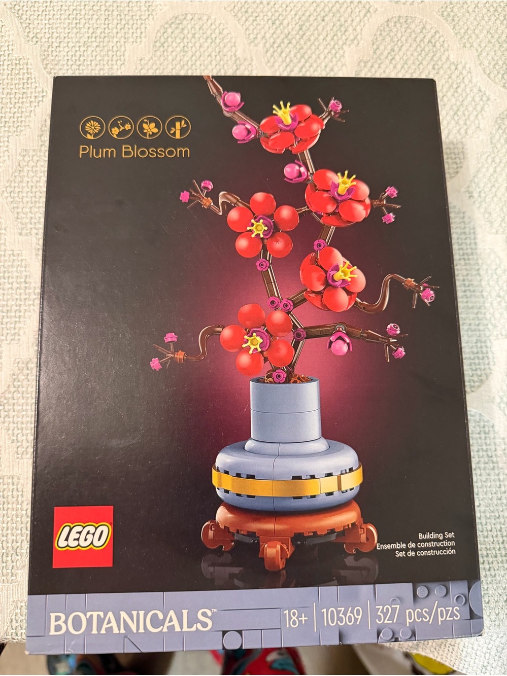 LEGO Plum Blossom Botanical Set in Red - new sealed